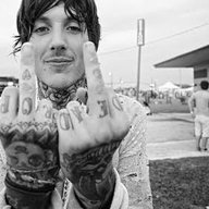 Oliver_Sykes
